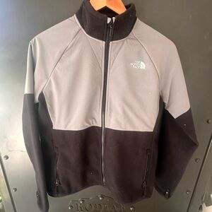 The North Face Women's Black and Gray Jacket